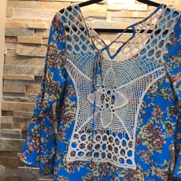 VOOM by Joy Han Bell Sleeve Floral Dress - Picture 5 of 11